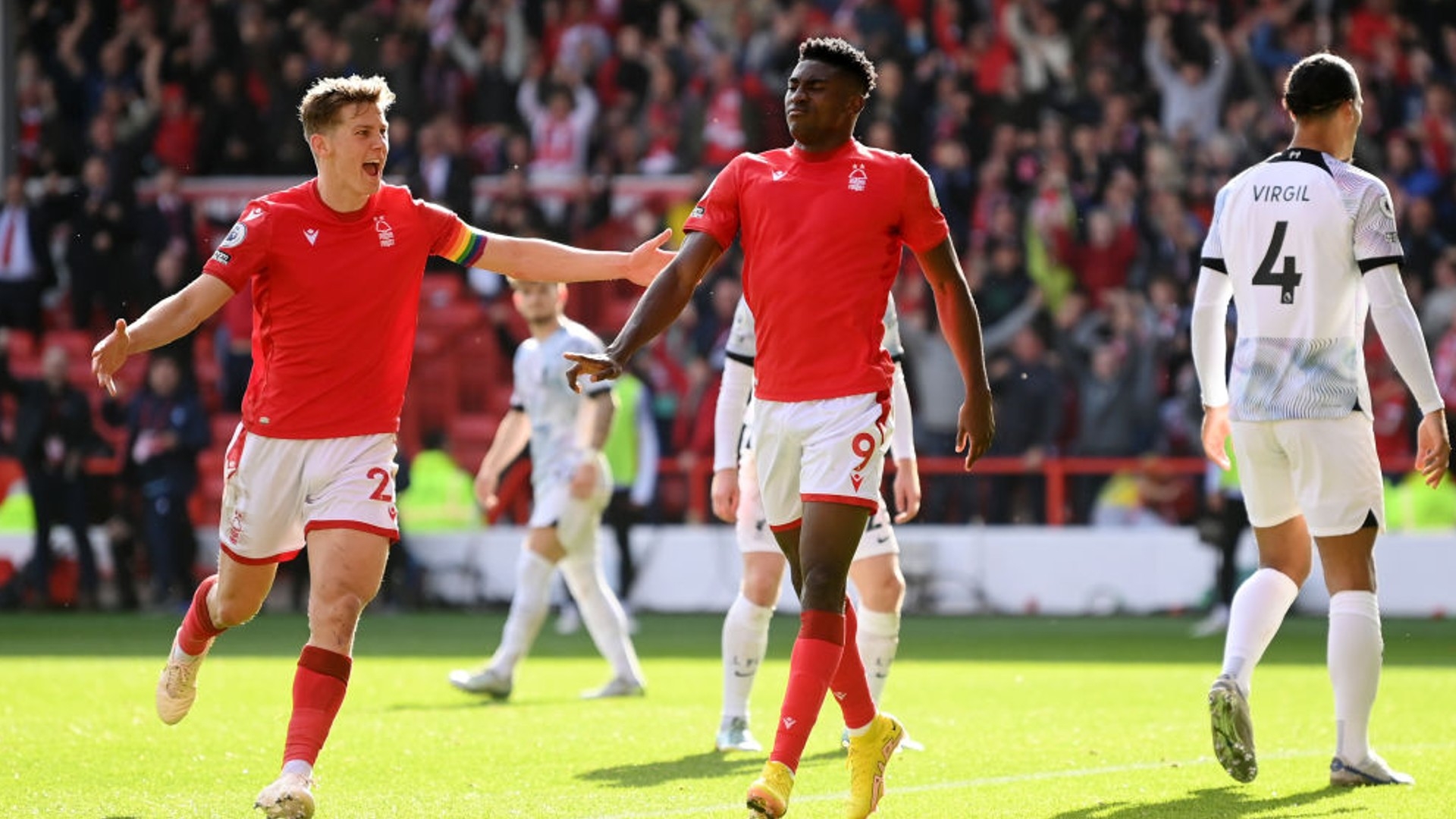 赛中占得先 赛中占得先